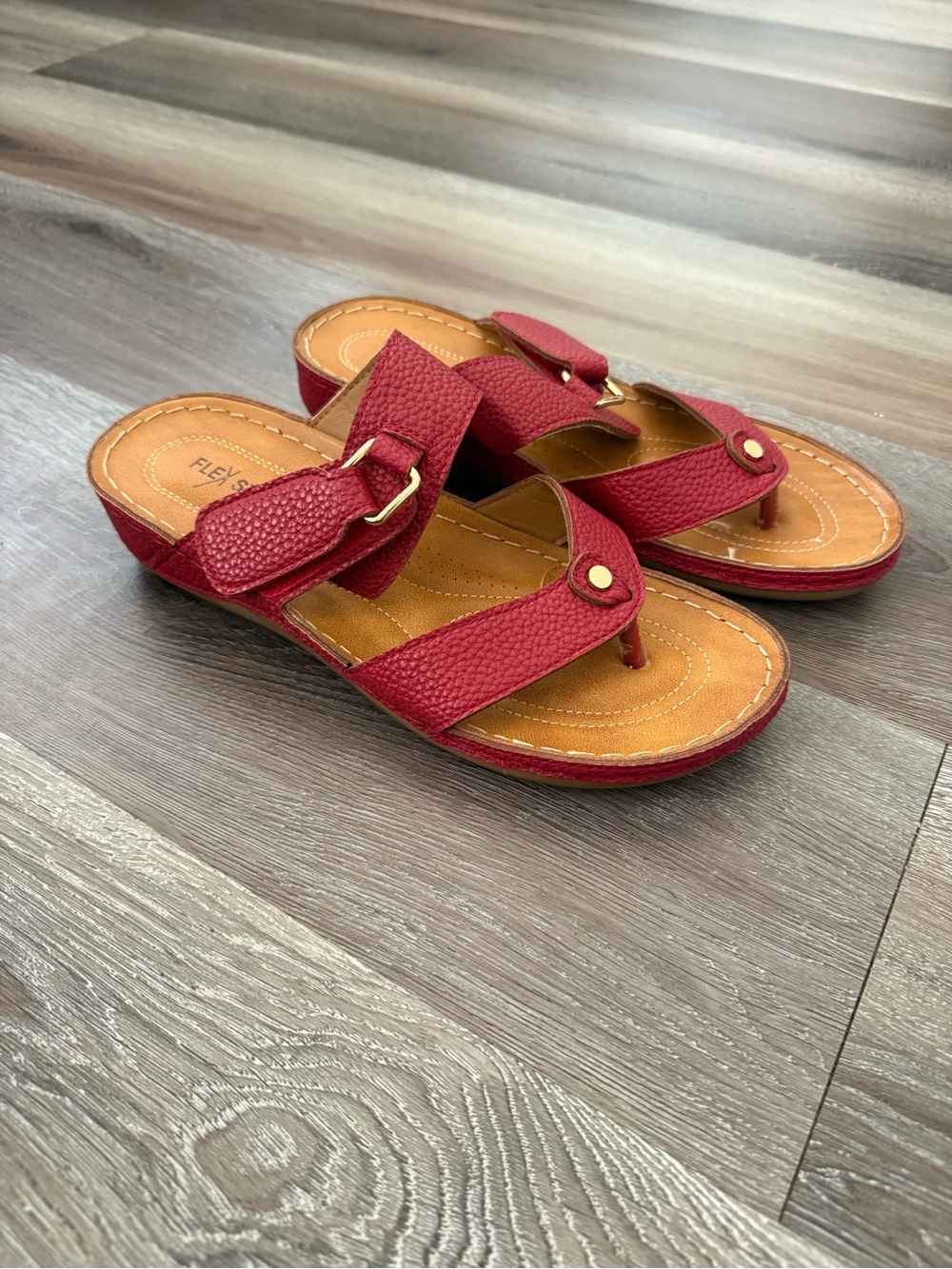 New No Tag Flex Step Sandals size 6.5
